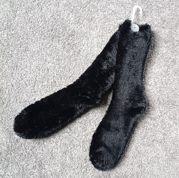 𝗢𝗟𝗗 𝗡𝗔𝗩𝗬 Women's Cozy Crew Socks ⚫ - Picture 2 of 3
